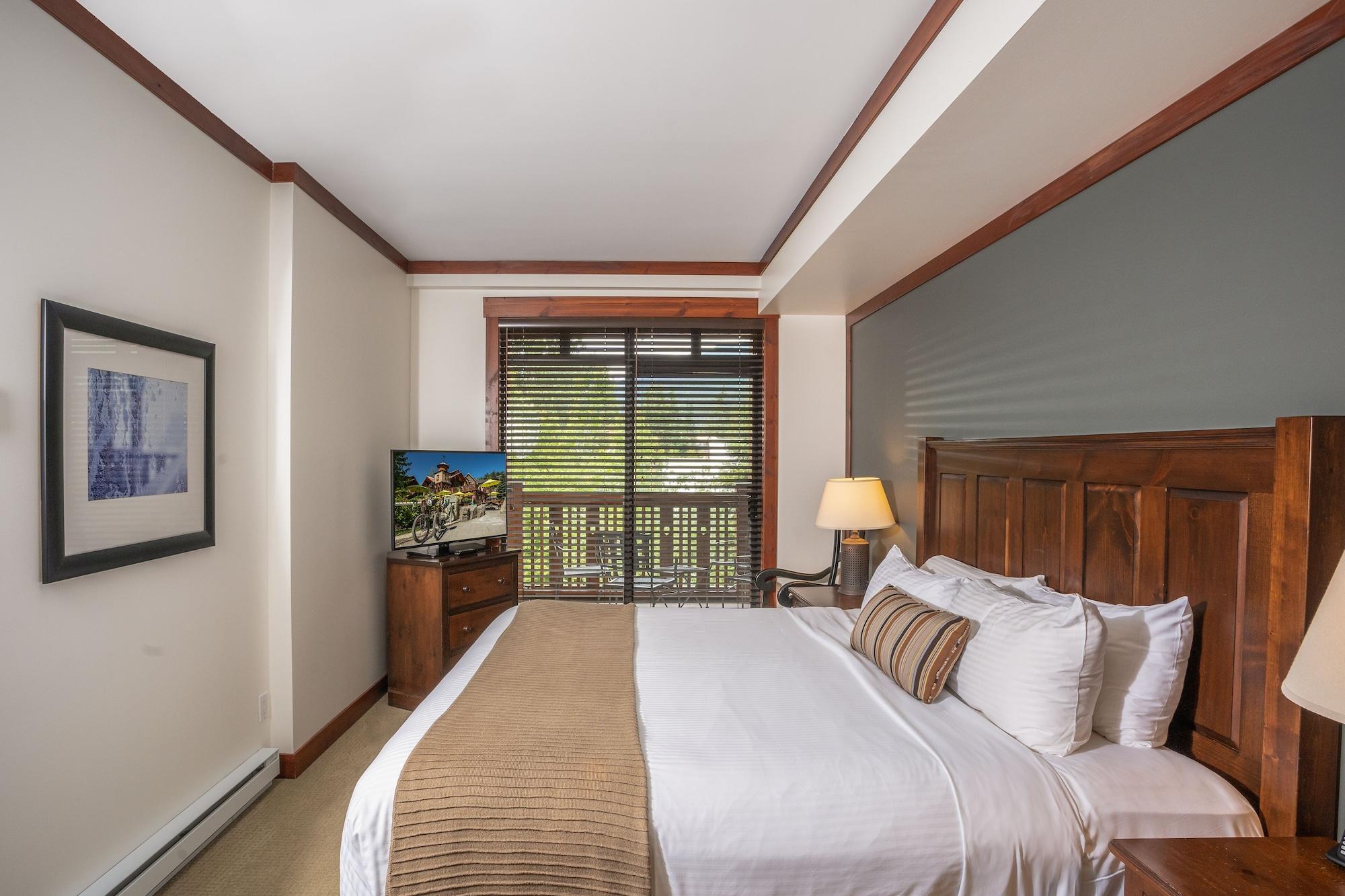 เฟิสต์ แทร็ก ลอดจ์ Aparthotel วิสต์เลอร์ ภายนอก รูปภาพ